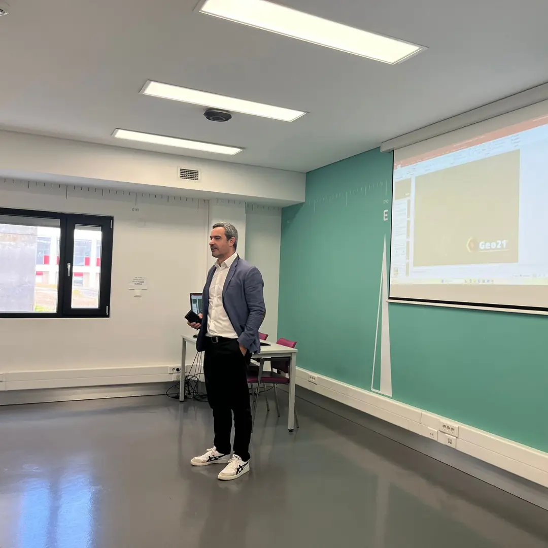 A Geo21 marcou novamente presença na Feira de Emprego e Empreendedorismo do IGOT-ULisboa! 