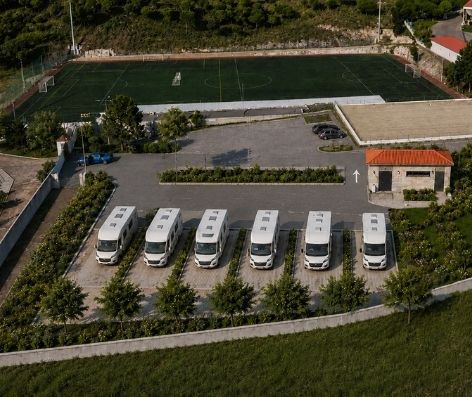 Área de serviço para autocaravanas de barrancos e edifício destinado a instalações sanitárias, Barrancos